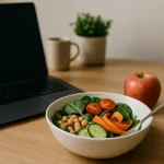 Como manter uma alimentação saudável em Home Office durante o trabalho